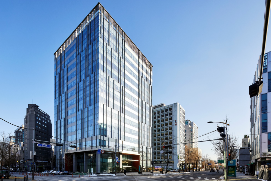 Commercial image